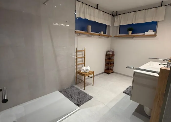 Seeidylle Am - Designhaus Mit Viel Platz Fuer 6 Personen